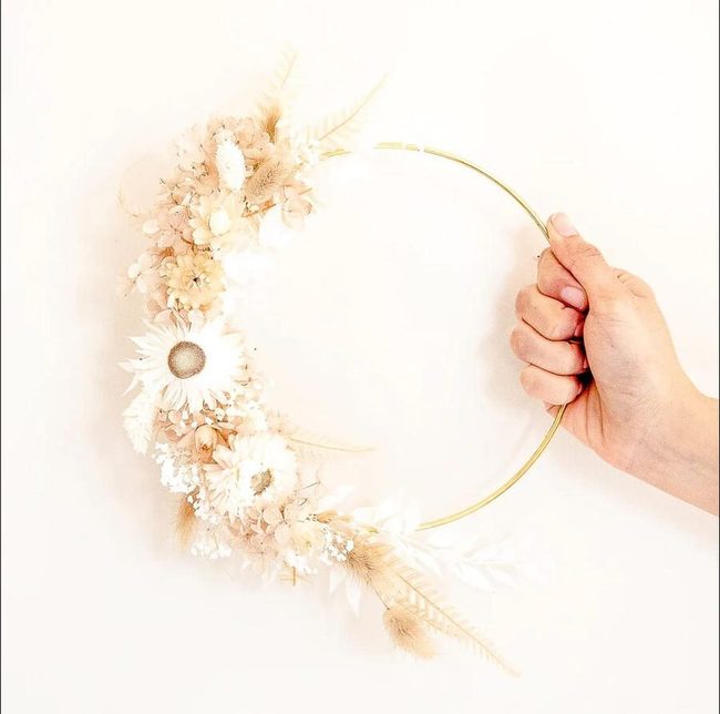 Golden Half-Wreath Statement Piece