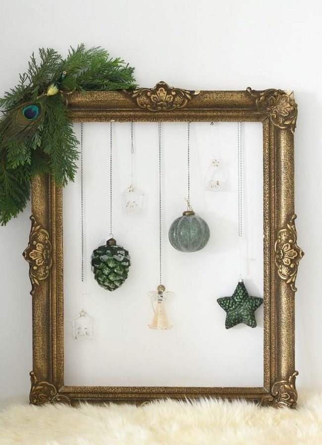 Gold Borders With Shimmering Glass Ornaments