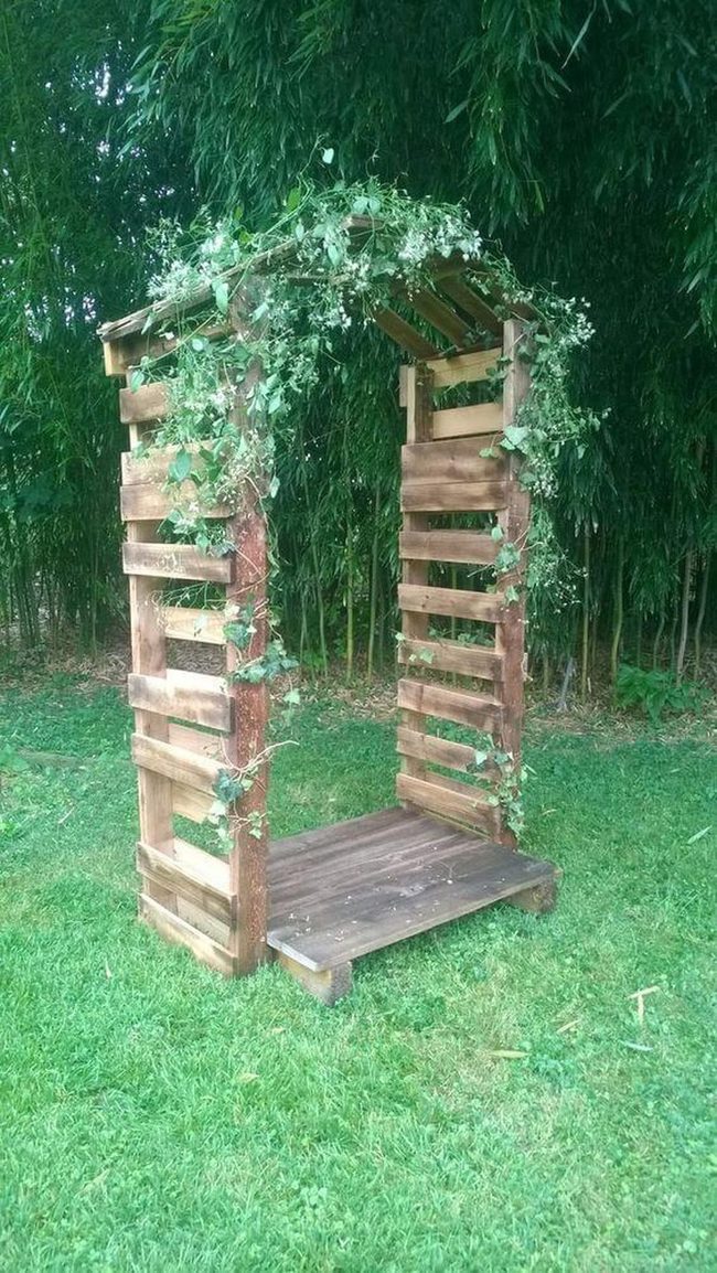 Natural Wood Pallet Arches