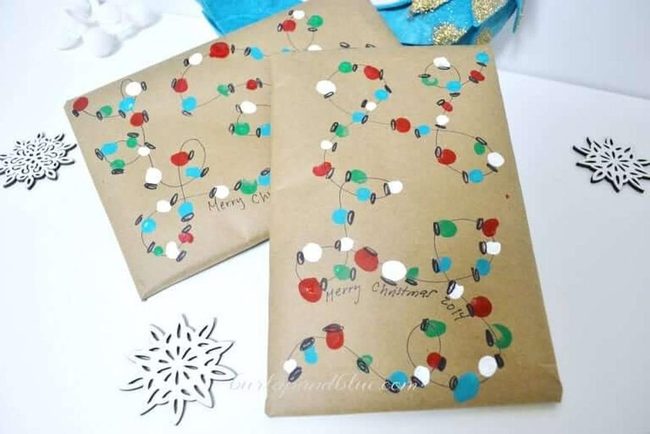Hand-Drawn Lights Gift Wrapping