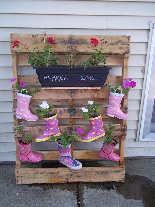 Painted Boots Pink Garden Pallet