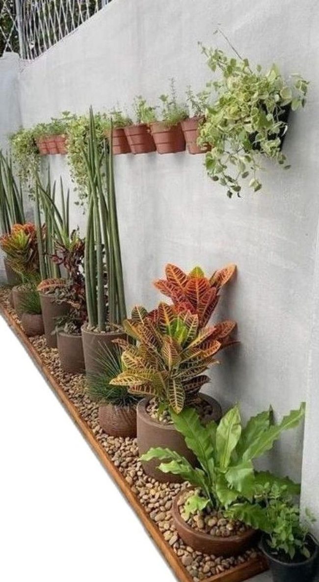Pebble Garden Small Space Planter