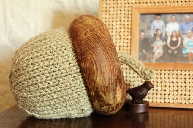 Wooden Caps, Knitted Wonder