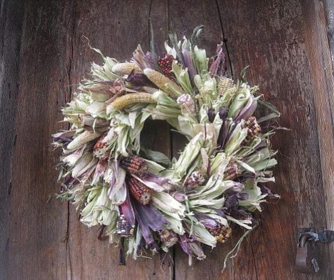 Colorful Corn Husk Harvest Circle