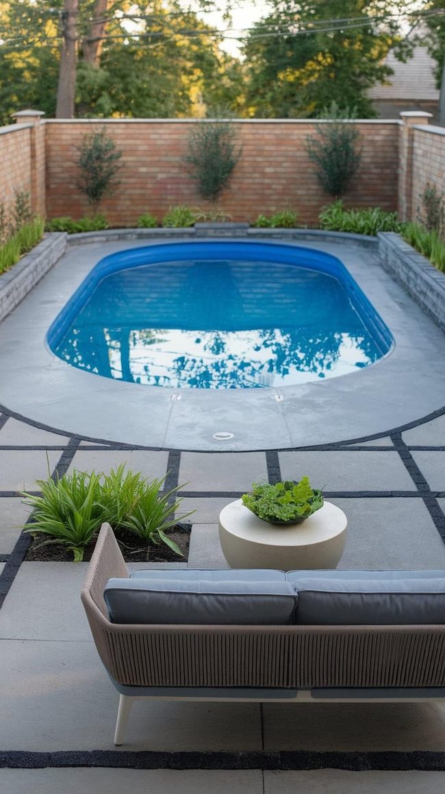 Solar-Powered Pool Floats Glowing