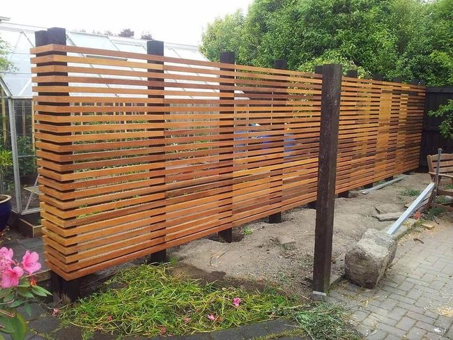 Light Wood Slats, Clean Lines