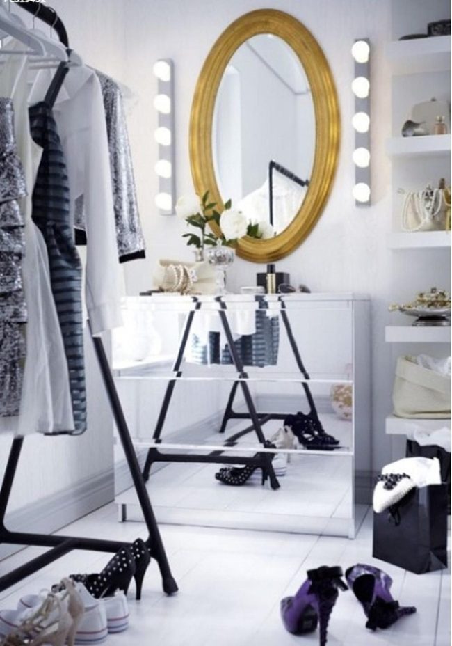Transparent Dresser Transforms Minimalist White Space