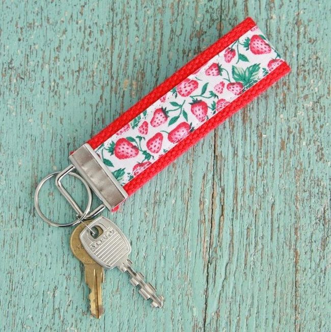 Red Strawberry Metal Keychains