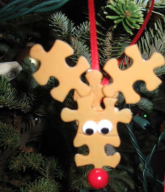 Puzzle Pieces Into Reindeer Ornaments