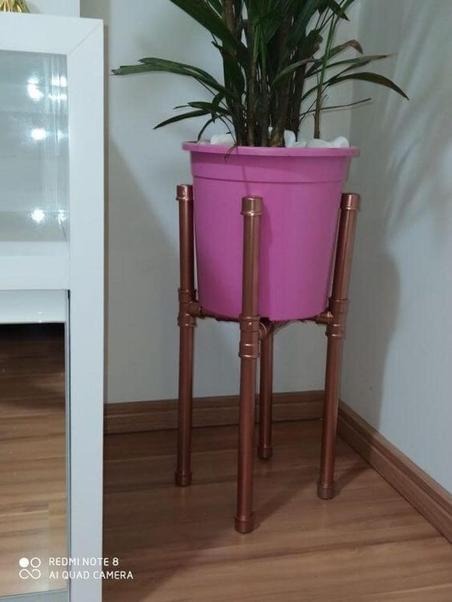 Pink Pot Copper Legs Statement