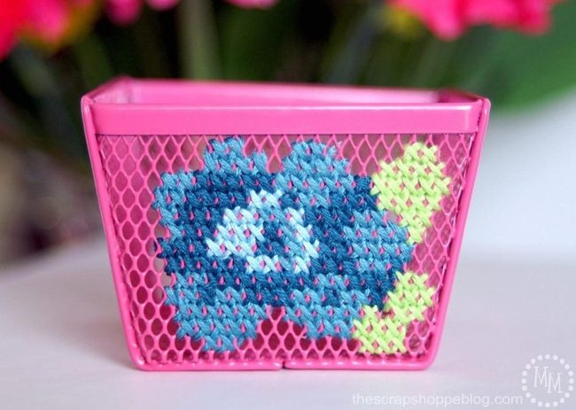 Pink Metal Baskets With Woven Yarn