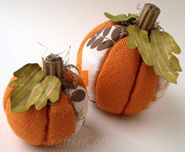 Fabric Pumpkins With Straw Details