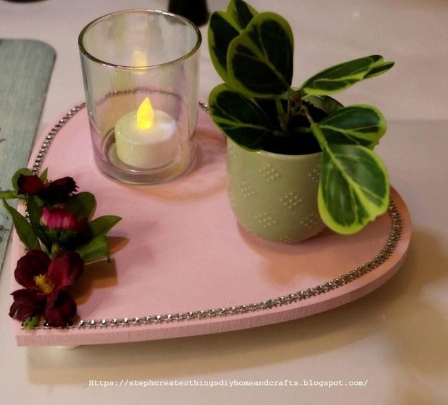 Natural Wood Heart Display Risers