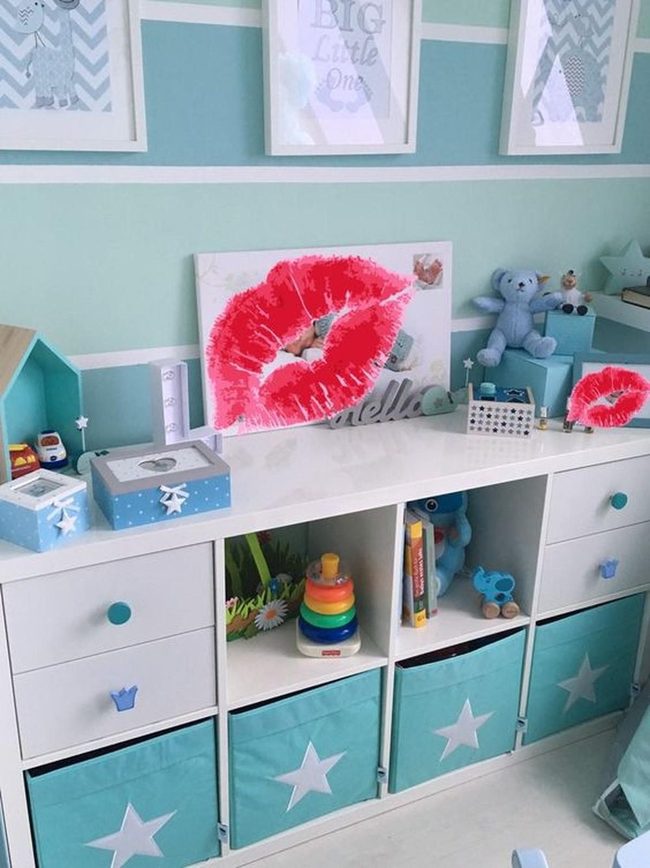 Scarlet Lips Light Blue Nursery