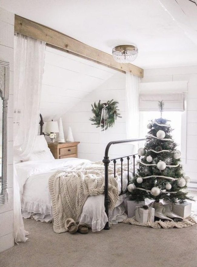 Black Metal Bed White Bedroom