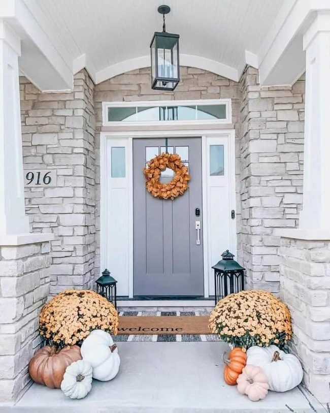 Orange Pumpkins and Chrysanthemums Front Entry
