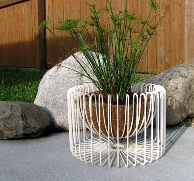 Metal Mesh Bowls Into Hanging Gardens