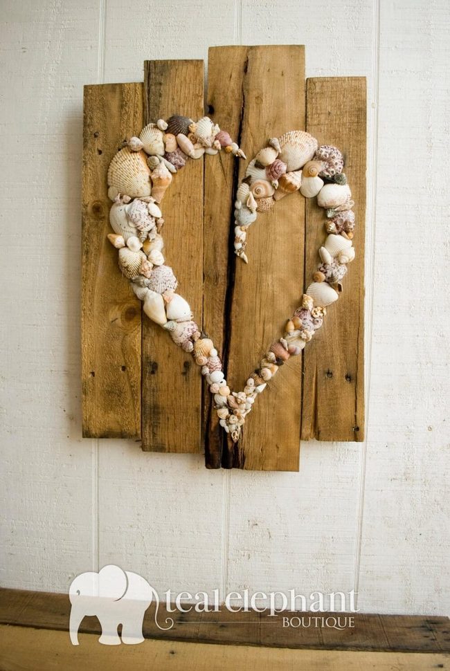Driftwood Heart Shell Statement