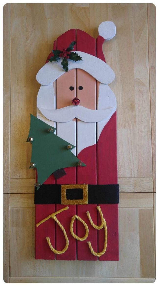 Red And Green Santa With Reclaimed Wood