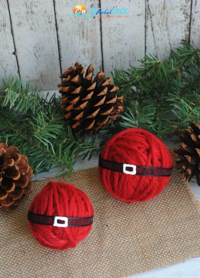 Santa Red Yarn Ball Trio