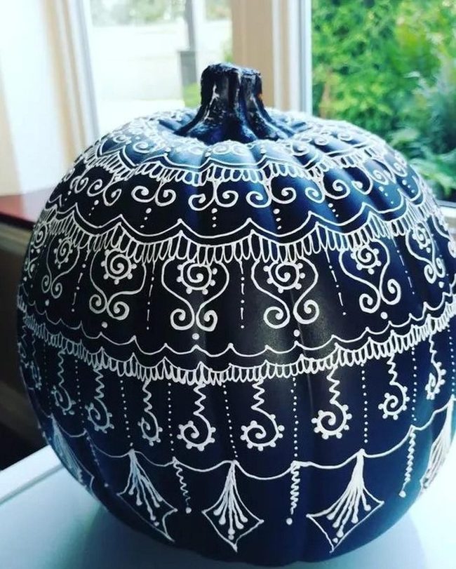 Navy Pumpkins With White Lace