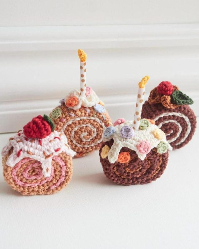 Crocheted Cake Slices In Brown And Tan