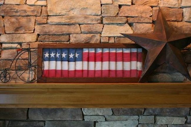 Pleated Patriotic Door Flags