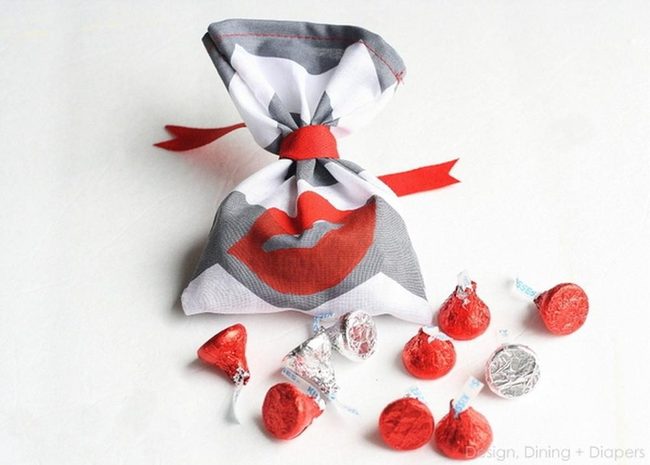 Red Lips Gray Chocolate Kisses