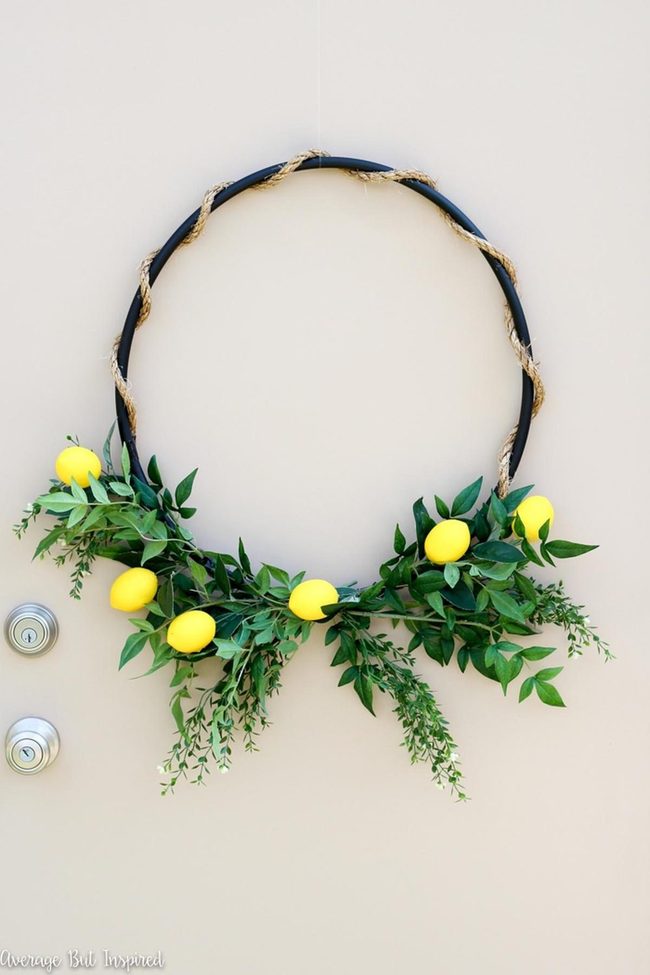 Sunny Citrus Leaf Circle