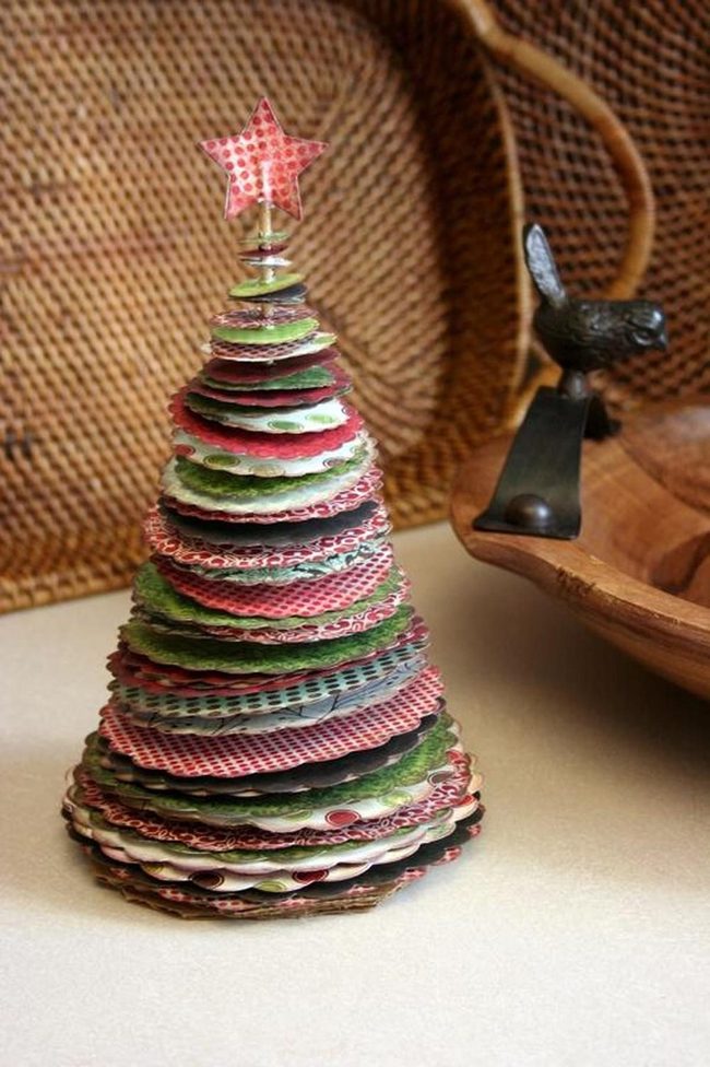 Scalloped Paper Trees Red Green White