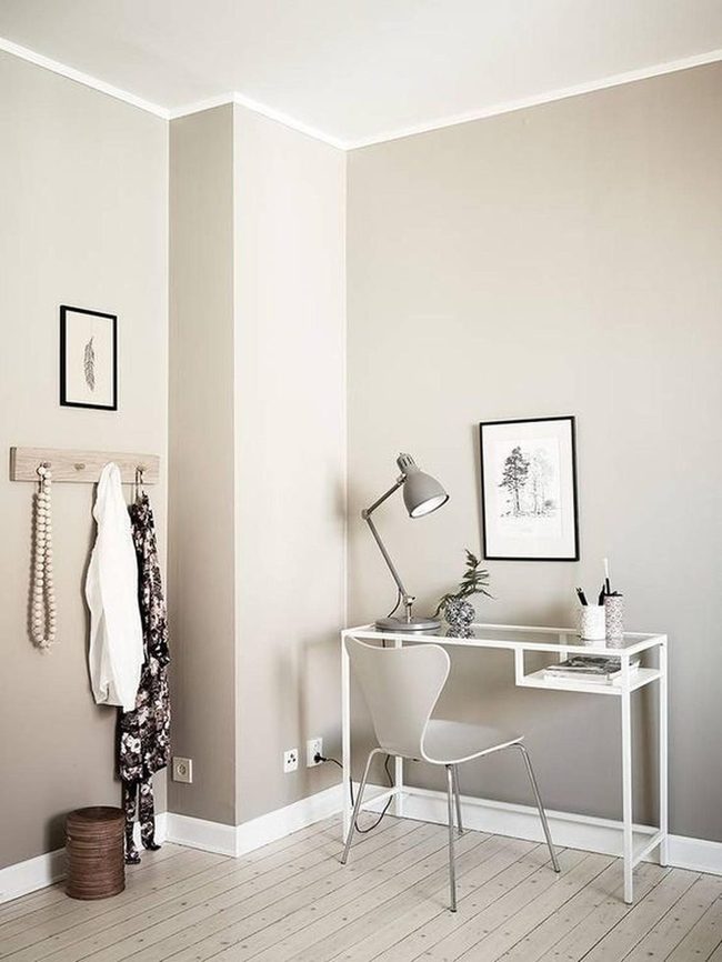 Beige Walls, Natural Wood, Pure Function