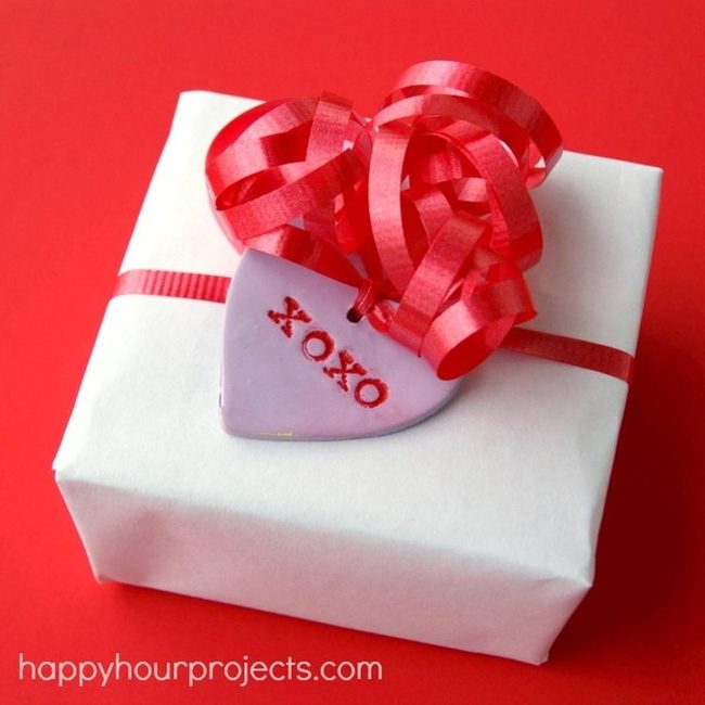 Red Ribbons White Box Love