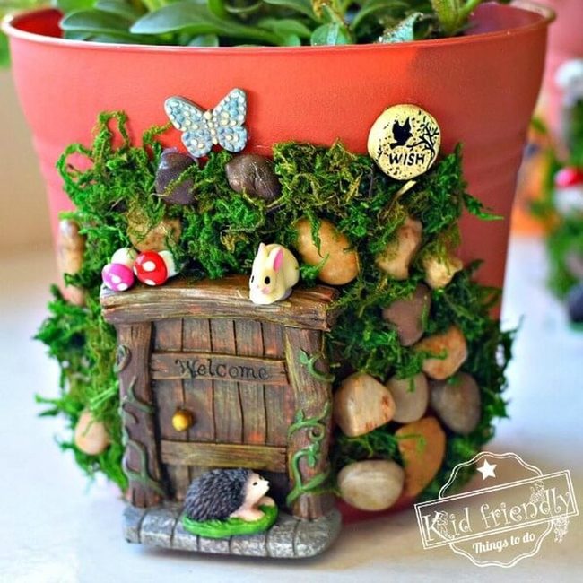 Butterfly Garden Cottage Diorama