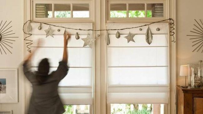 Light Wood Meets Starry Minimalism