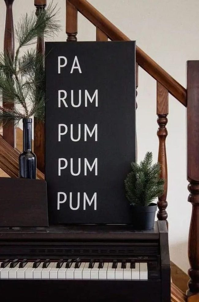Dark Wood Piano Room Statement