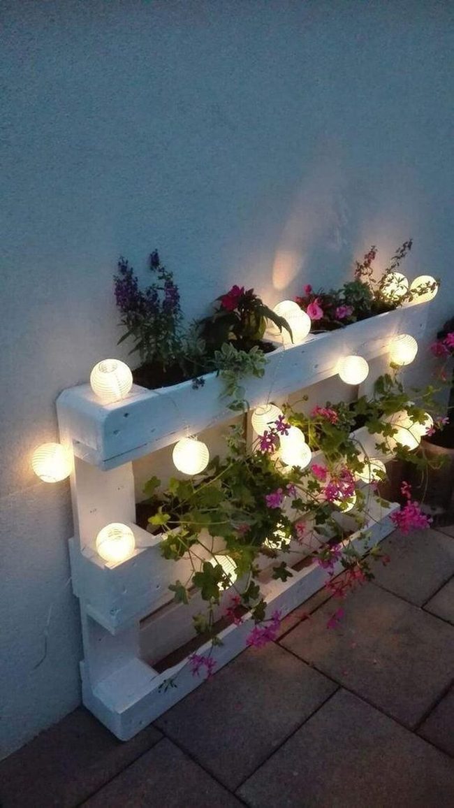 Reclaimed Wood Wall Planter Blooms