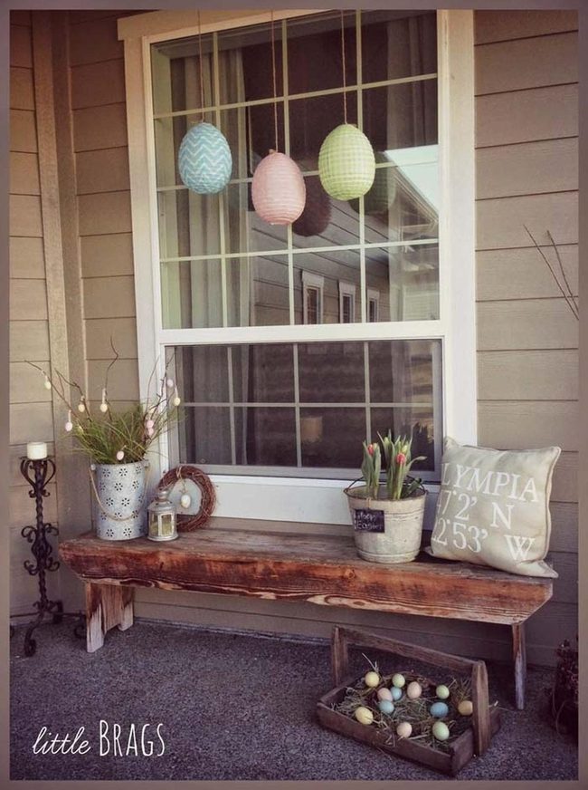 Weathered Bench Spring Egg Display