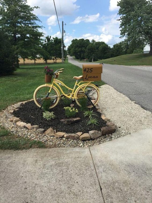 Yellow Bicycle Mailbox Statement