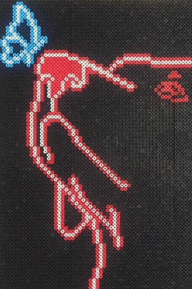 Colorful Beads Snap Into Art