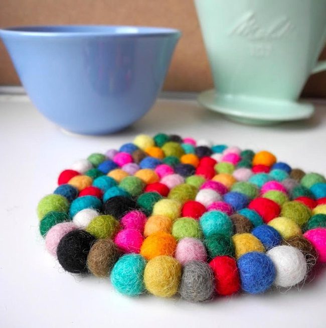Multicolor Wool Balls Pop