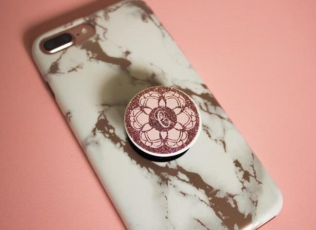 White Marble Brown Swirl Flower