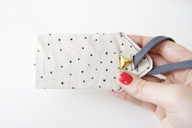 Gold Triangle Fabric Pouches