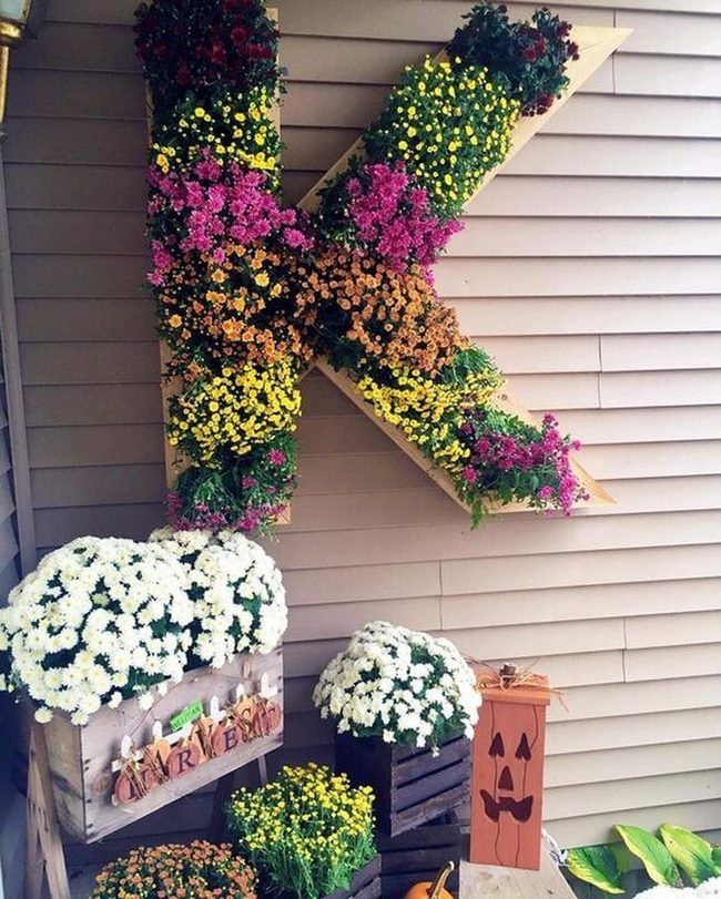 Blooming Letter Wall With Pumpkins