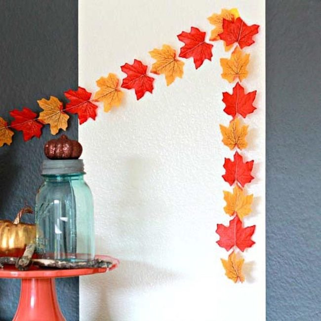 Faux Leaves Mantel Garland Gold