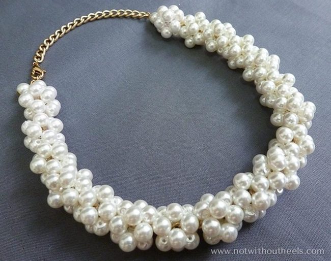 Luminous White Pearls Gold Chain
