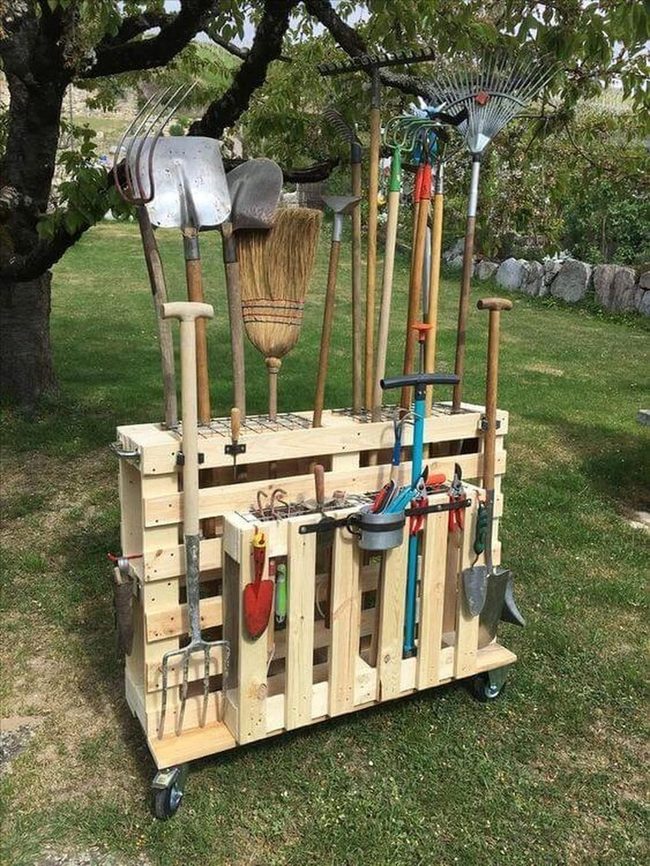 Mobile Wooden Pallet Tool Cart