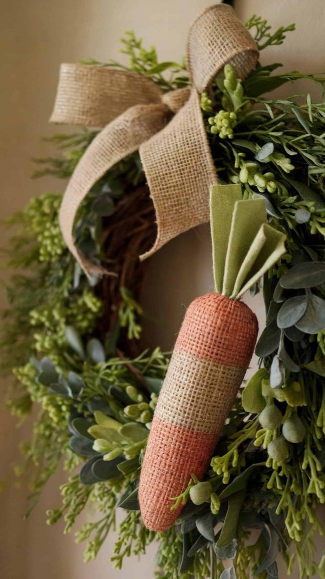 Orange Burlap Carrot Wreath