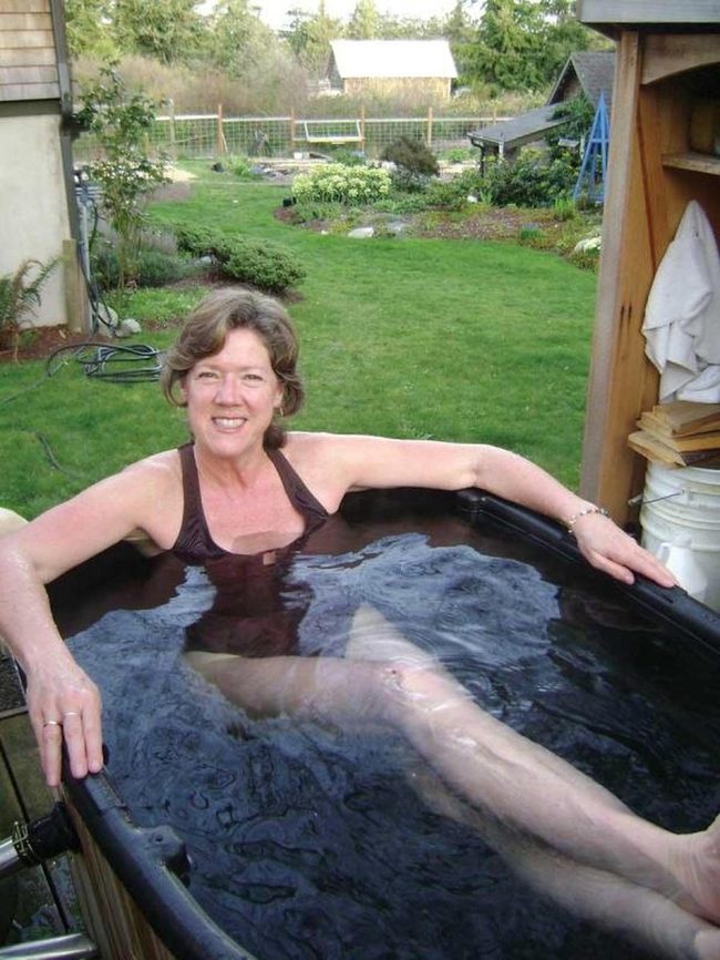 Wooden Tub Garden Bathing