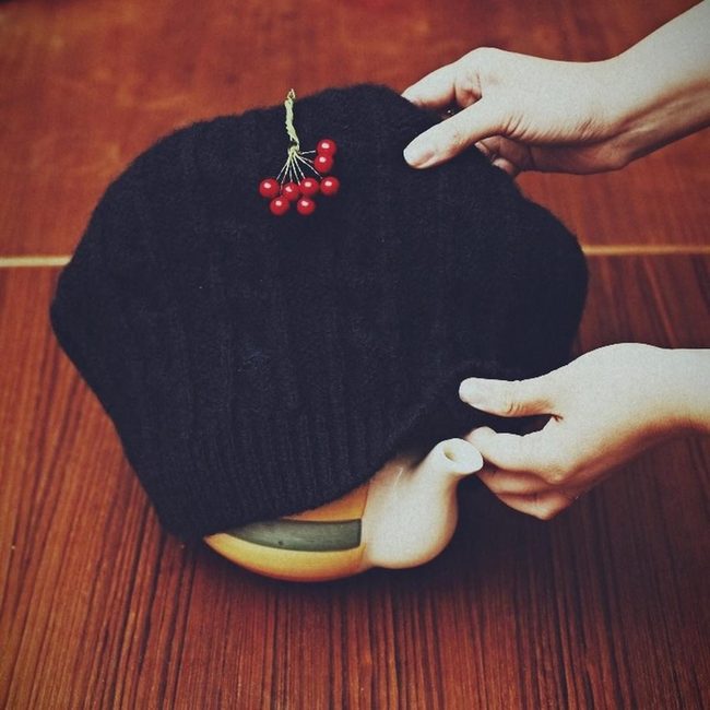 Wool-Wrapped Teapot Charm