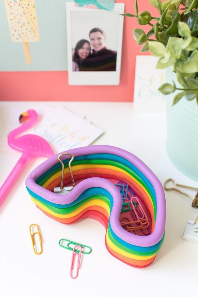 Coral Walls, Mint Accents, Rainbow Clips